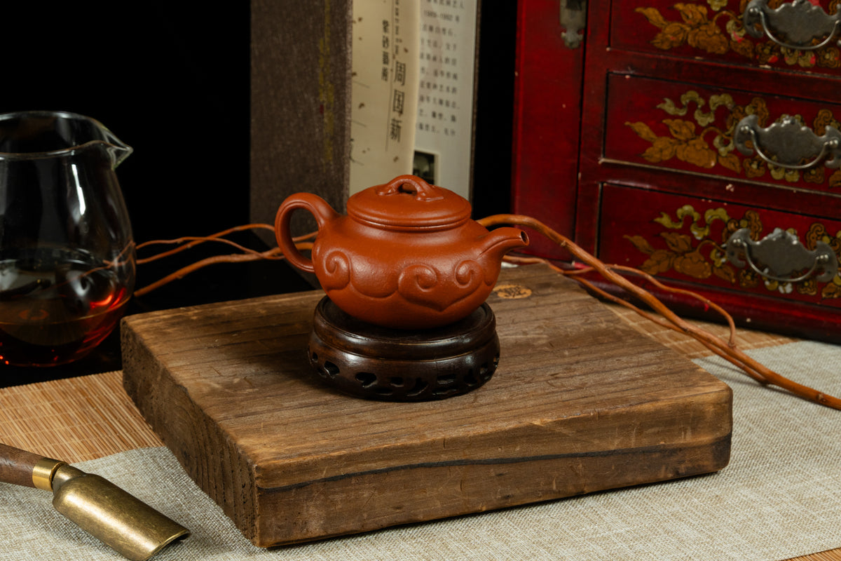 Xiao Ru Yi Teapot 小如意壺