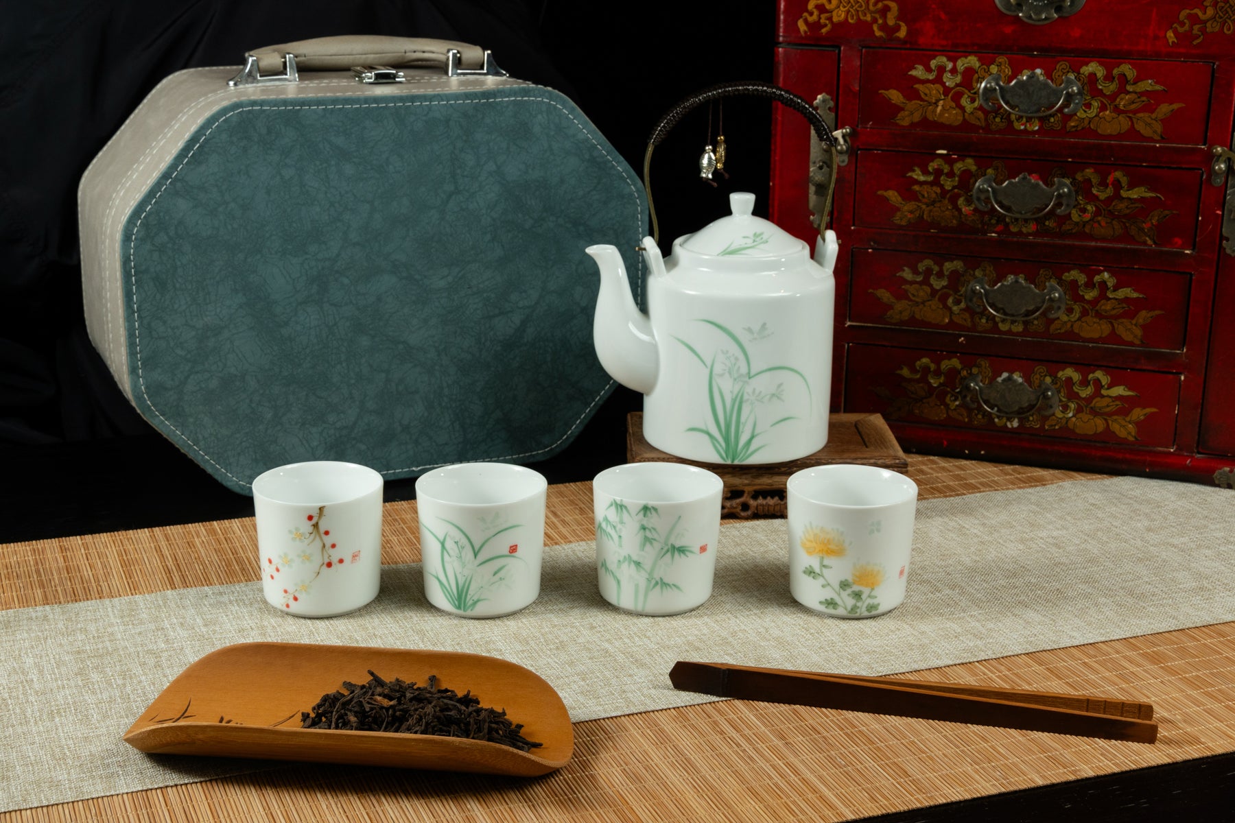 Yingqing Celadon Tea Set 影青玉瓷玲瓏茶具