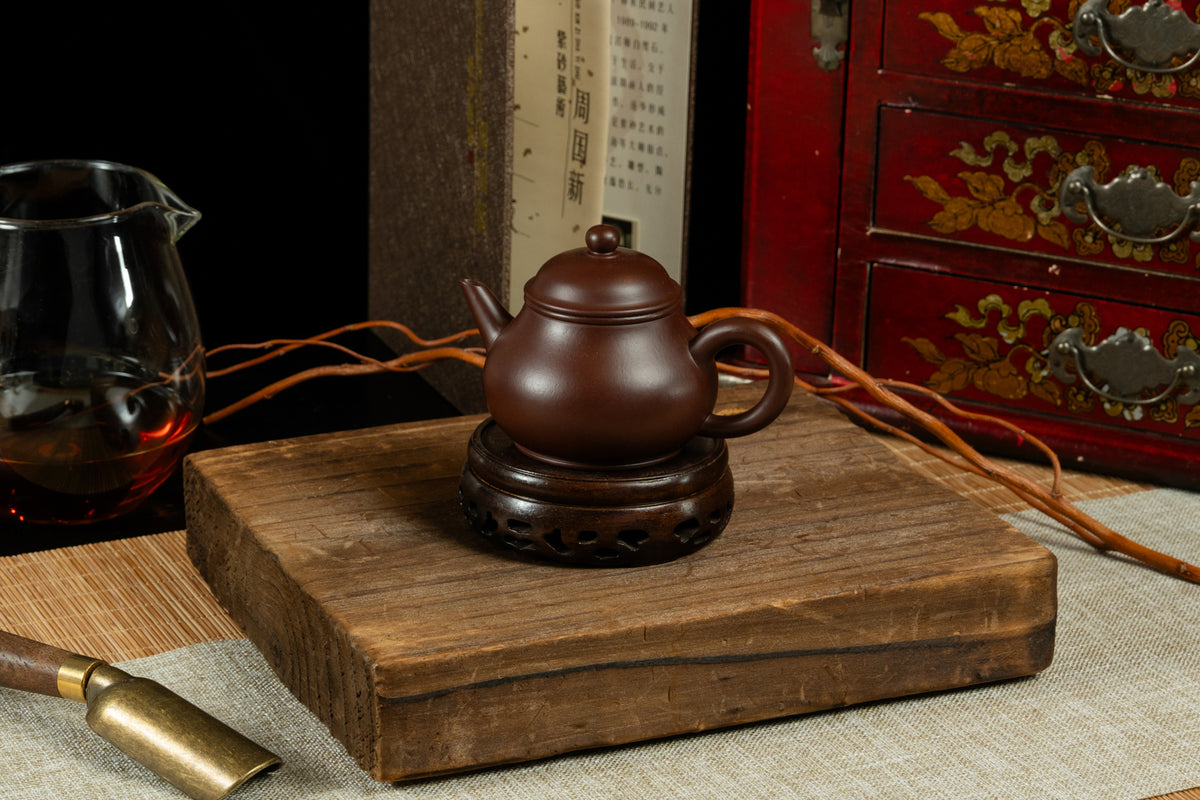 Ba Le Shui Ping Teapot 巴樂水平壺