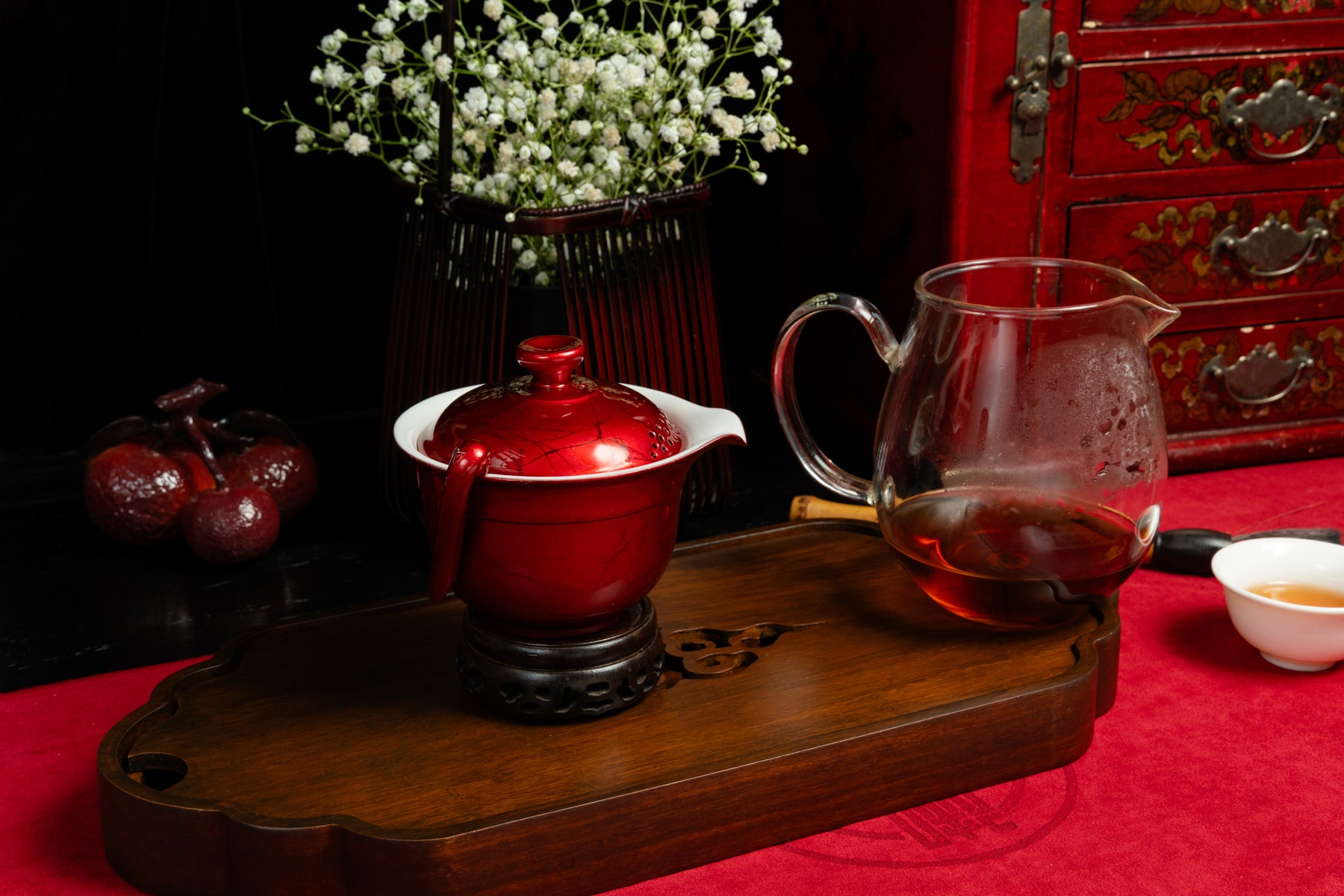 The Era Lacquered Teapot 漆器三代壺