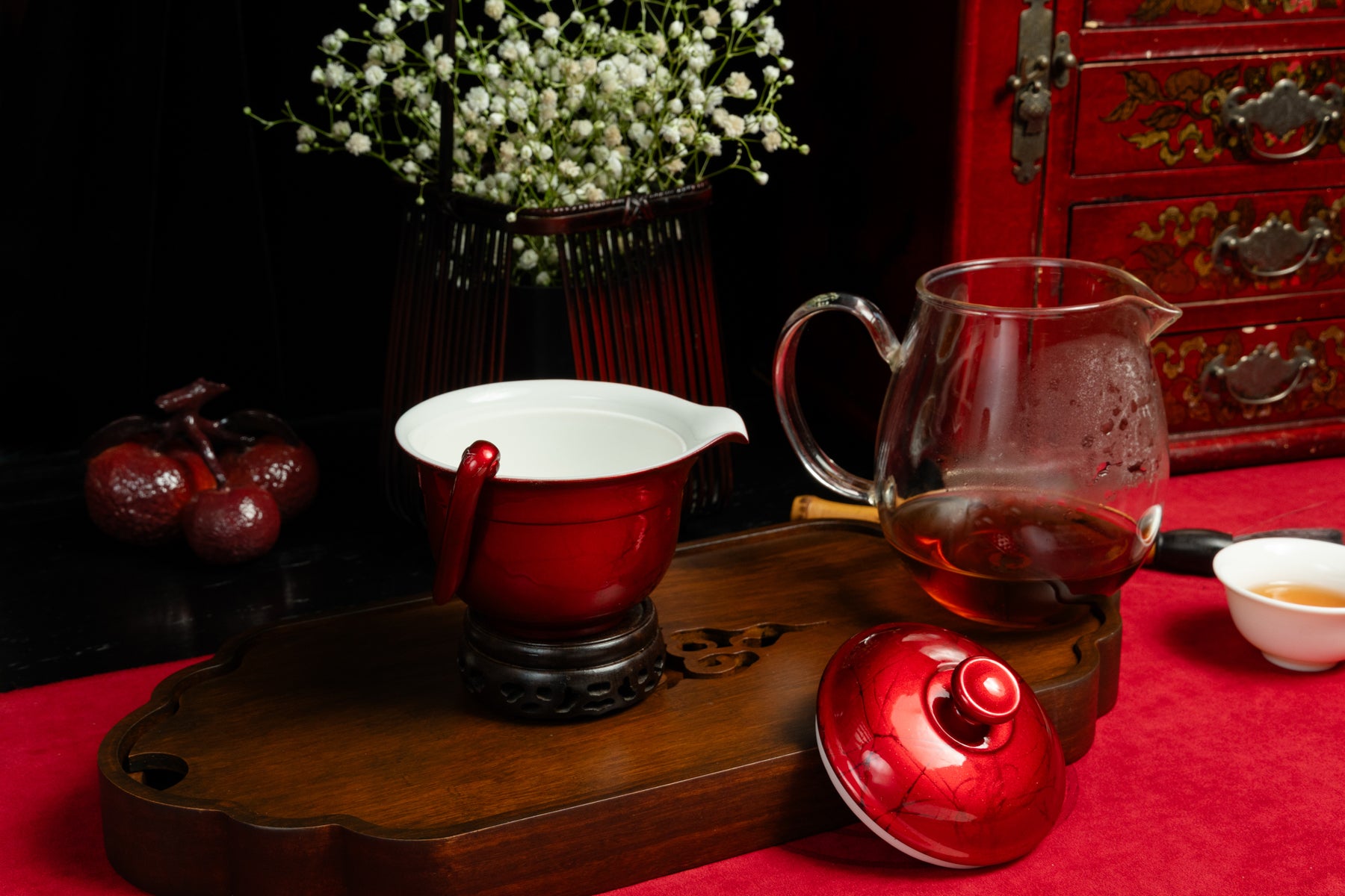 The Era Lacquered Teapot 漆器三代壺