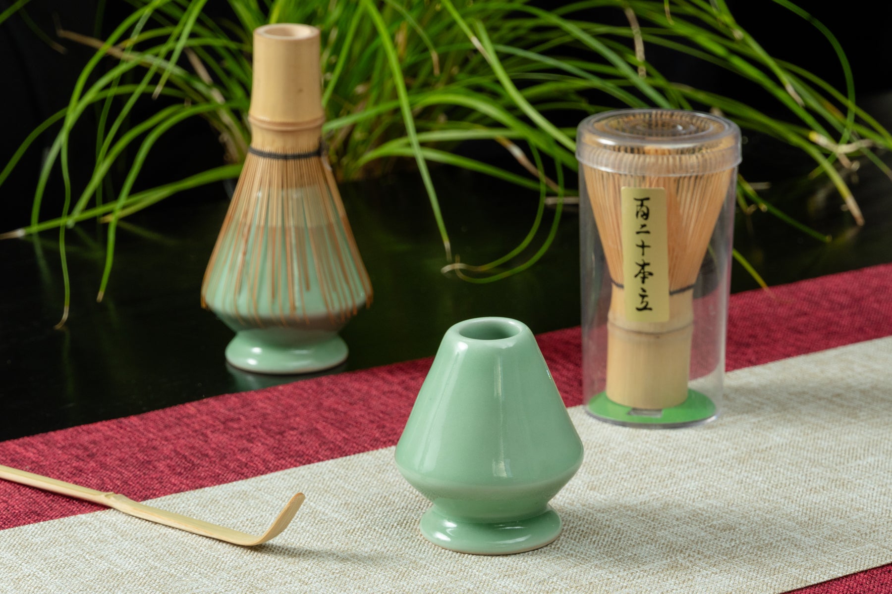 Kuzenaoshi Chasen Holder (Turquoise) 茶筅座 - 梅子青