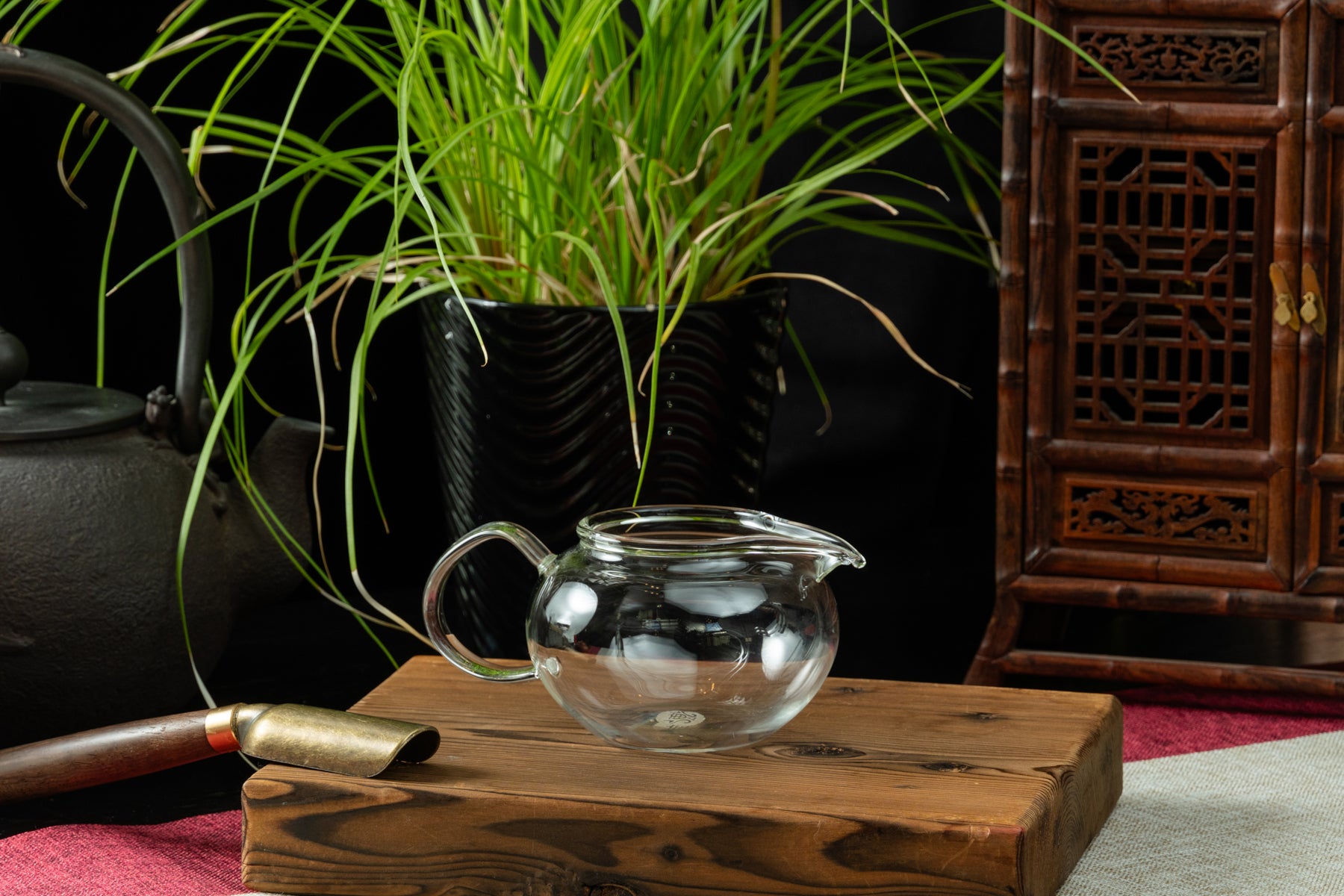 Apple Shape Glass Faircup 蘋果玻璃公道杯