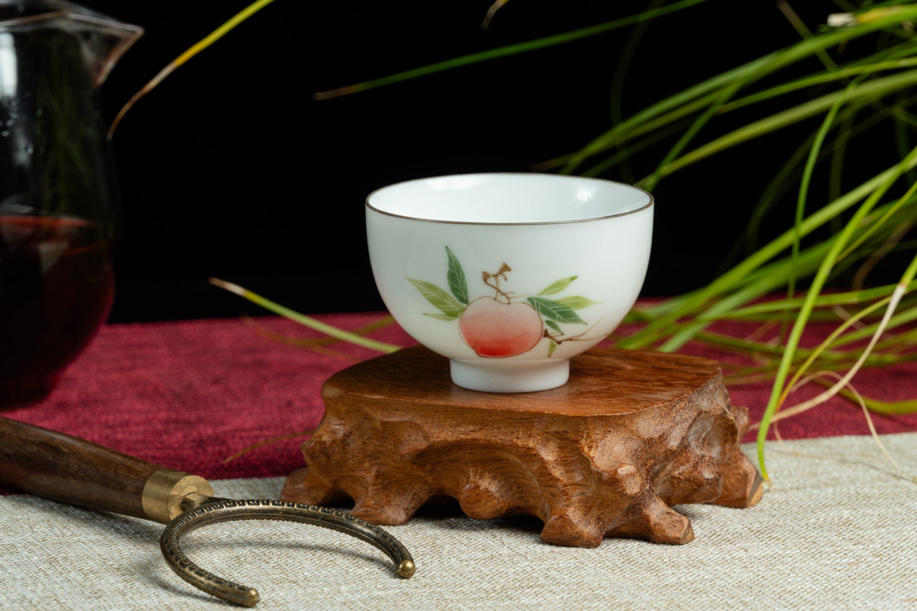 Longevity Peach Hand- Painted Cup 蜜桃手繪杯