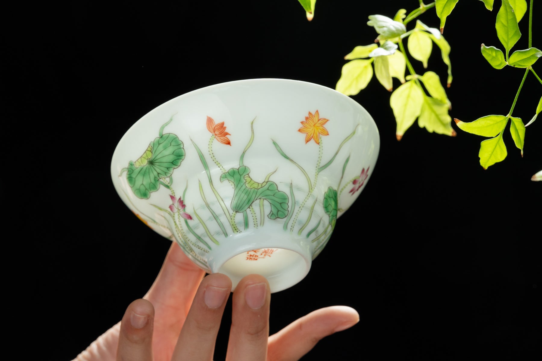 Jingdezhen Lotus Dance Gaiwan 景德鎮 蓋碗