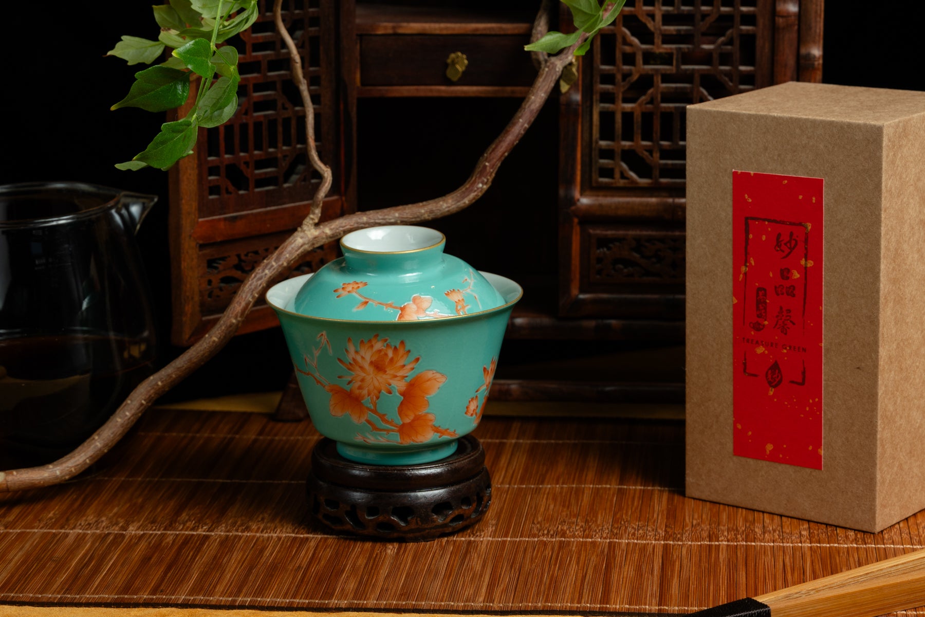 Red Daisy Handcrafted Jingdezhen Gaiwan