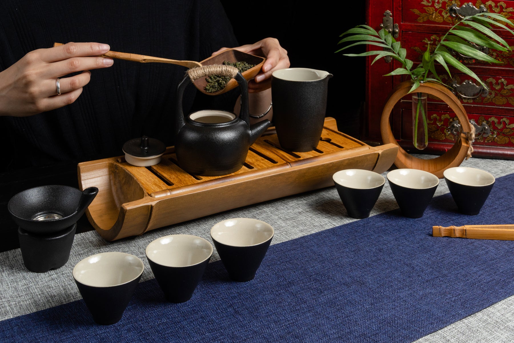 Retro Raised Handle Full Teapot Set Black 復古黑提梁茶具