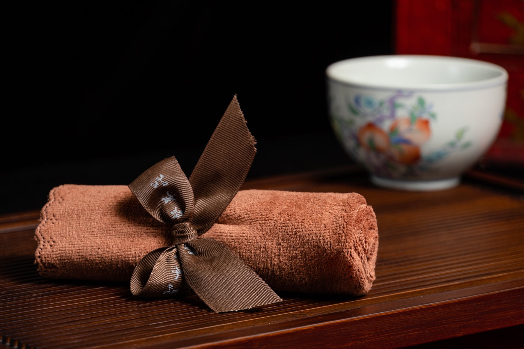 Longevity Peach Gaiwan Ceremonial Tea Set 傳統壽桃茶具套裝