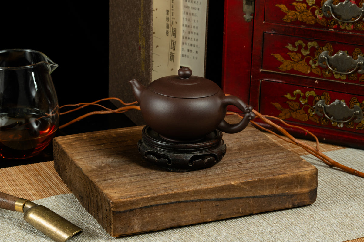 Yu Ru Yi Teapot 玉如意壺