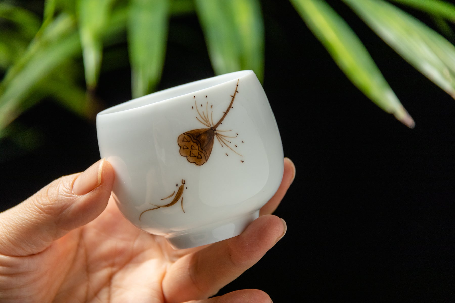 Lotus Shi Feng Porcelain Teacup