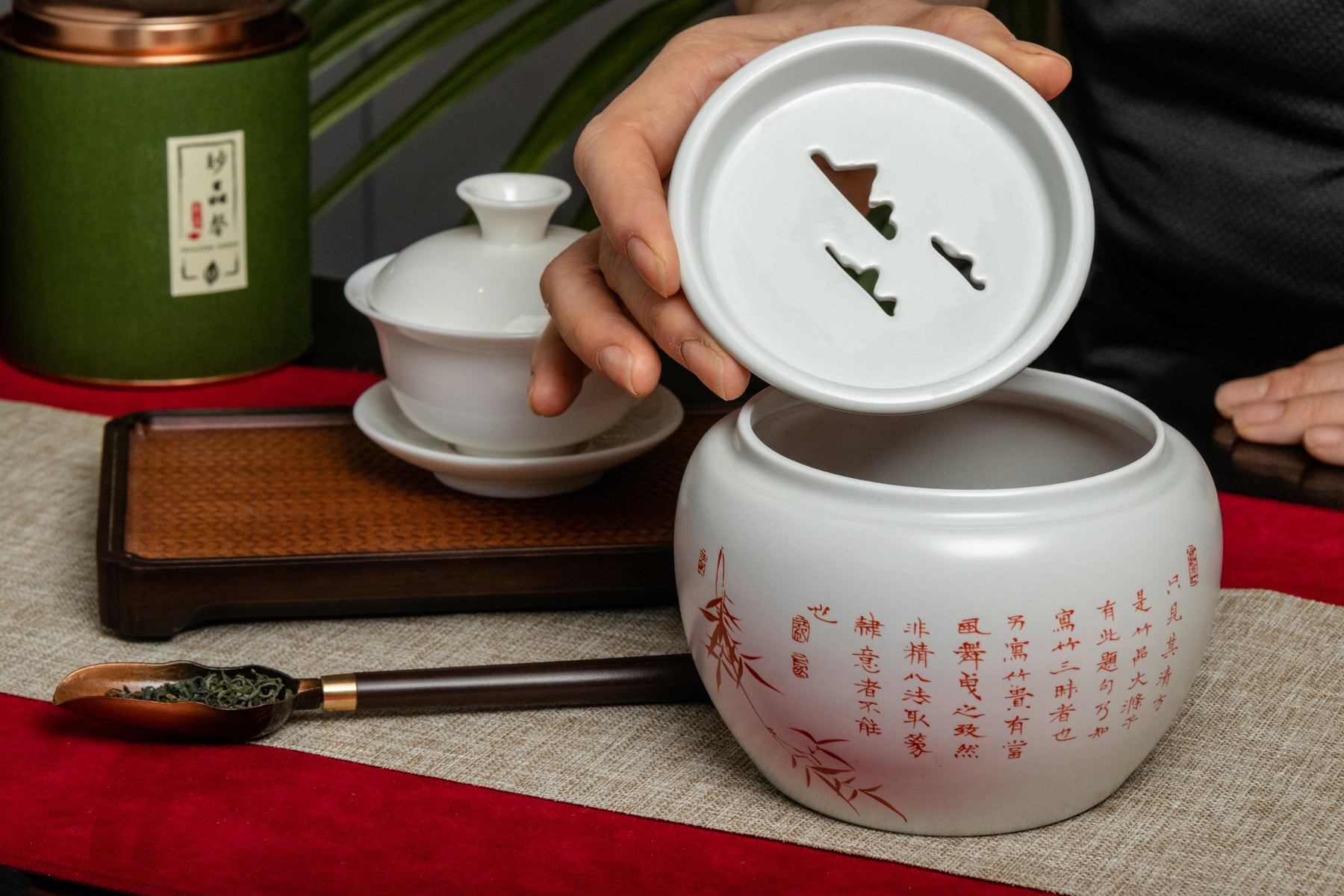 Mountainview Porcelain Slop Bowl