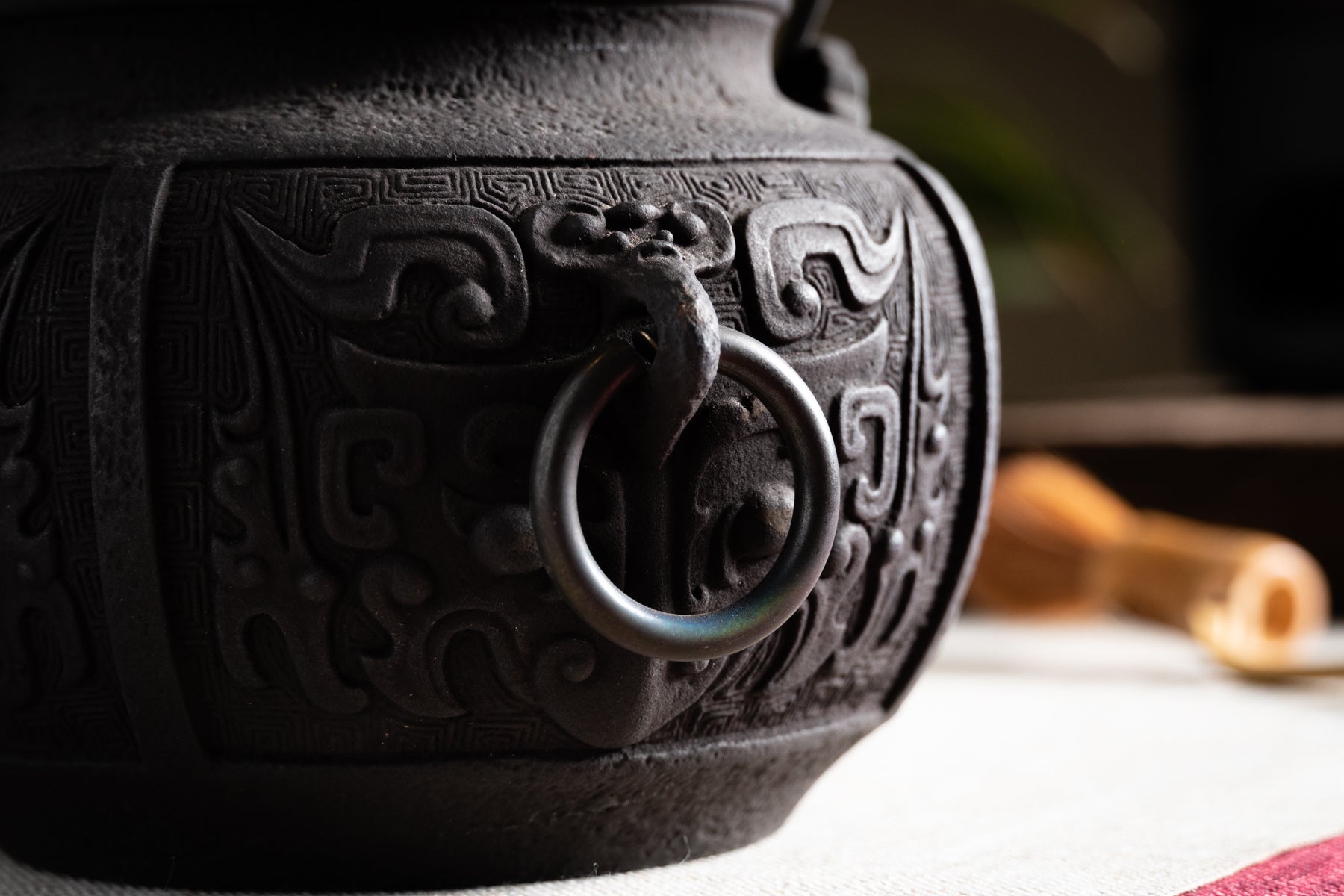 Sacred Beast Cast Iron Kettle 滿工