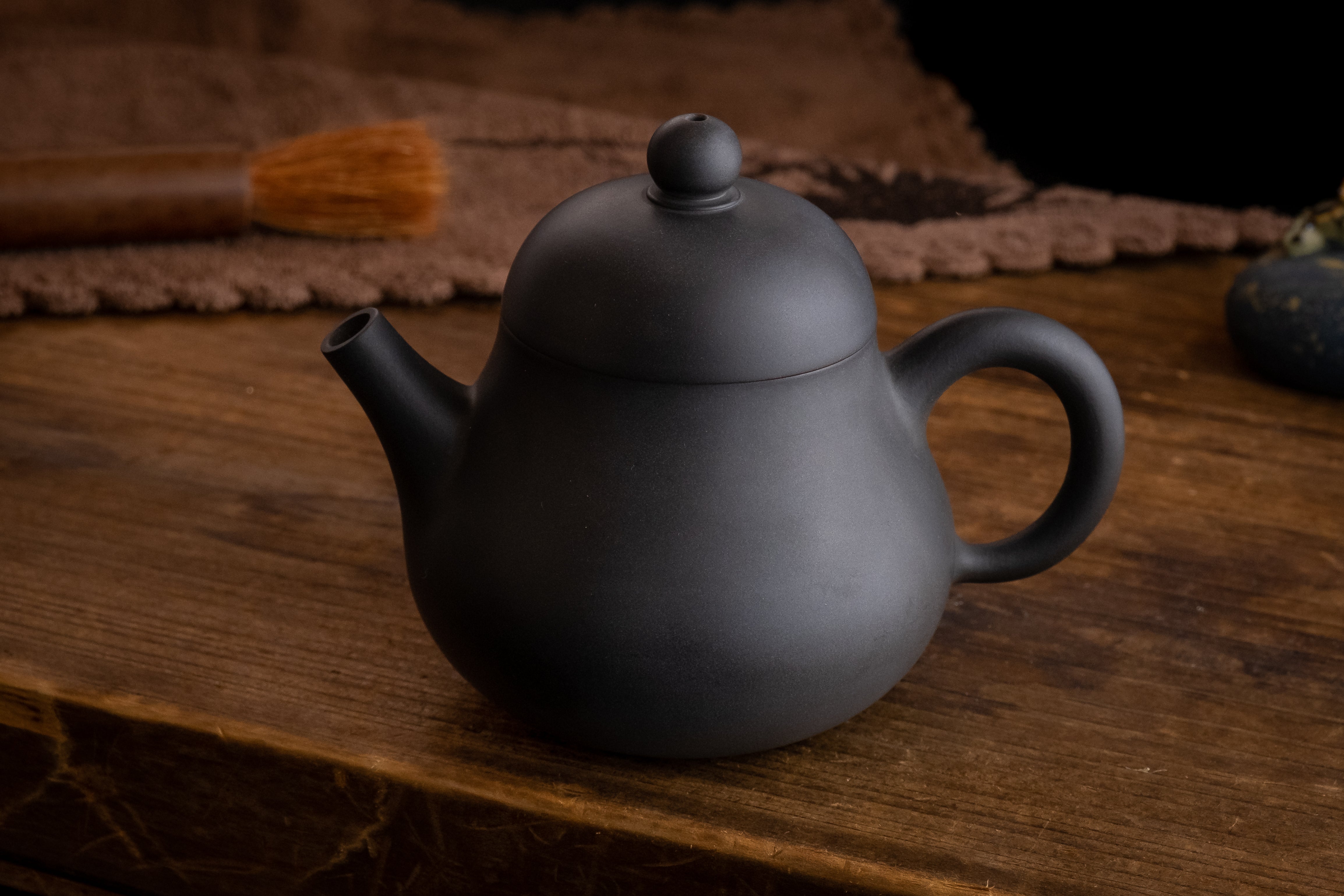 Jian Shui Yunnan Teapot Pear Black 梨壺 黑色
