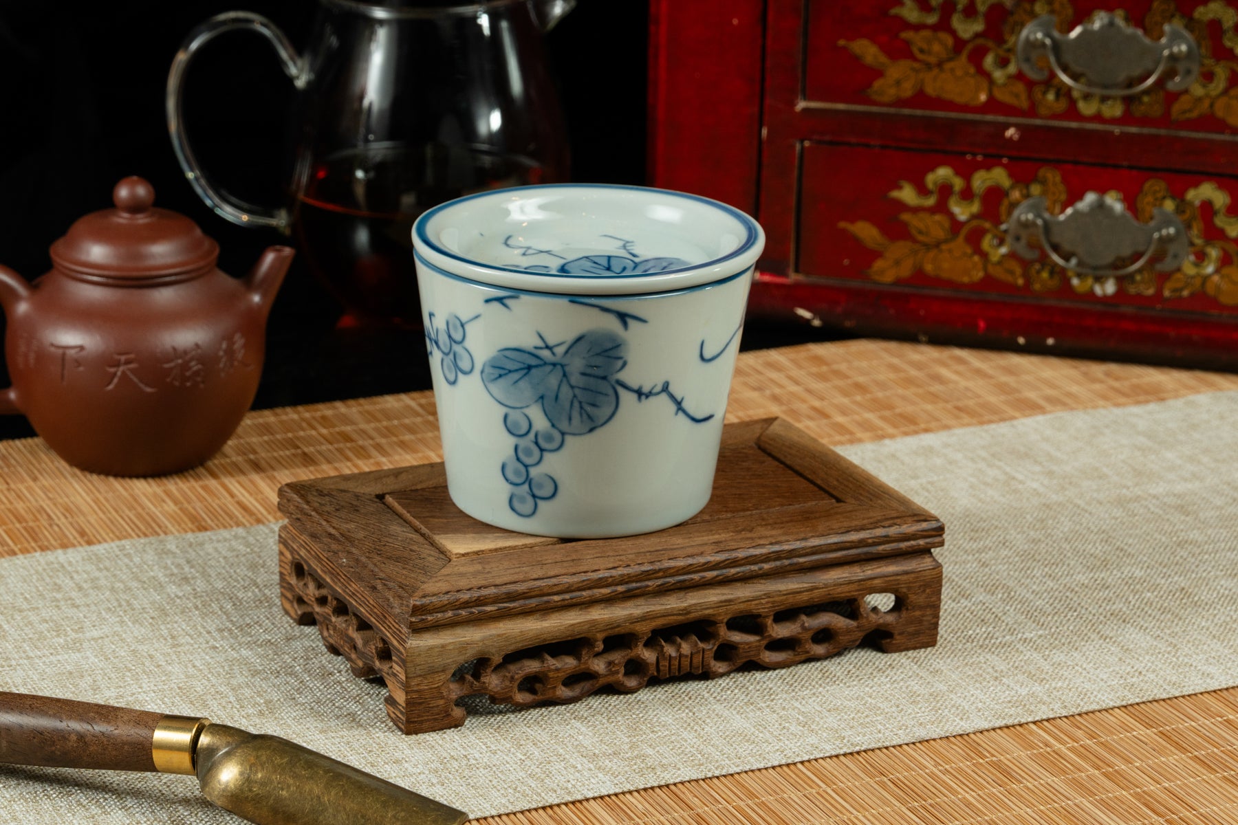 Grape Tea Cup with Lid 葡萄主人杯