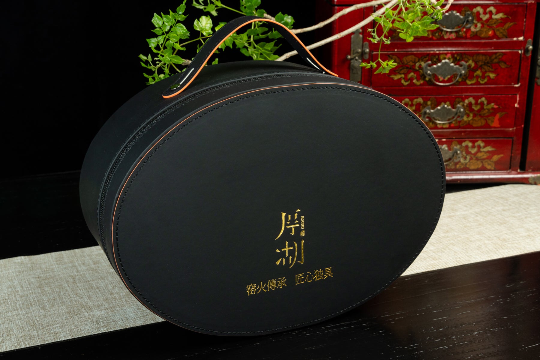 Ru Ware Tea Set with Tray 汝窯小提壺凝香杯盤子套裝