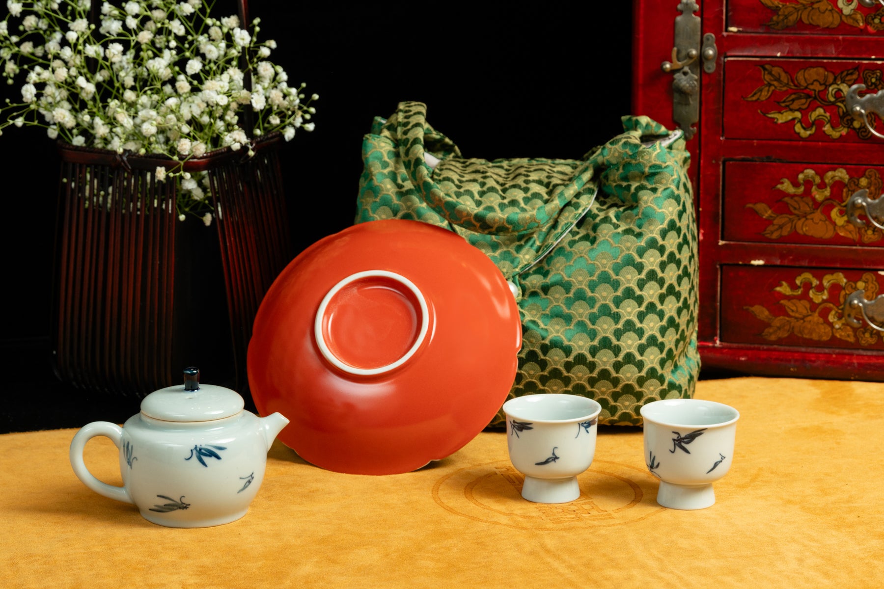 Little Orchid Portable Tea Set with Carrying Bag 小蘭花憶然壺一壺二杯