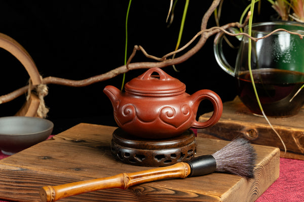 Yixing Terracotta Teapot - Retro Ruyi 仿古如意壺