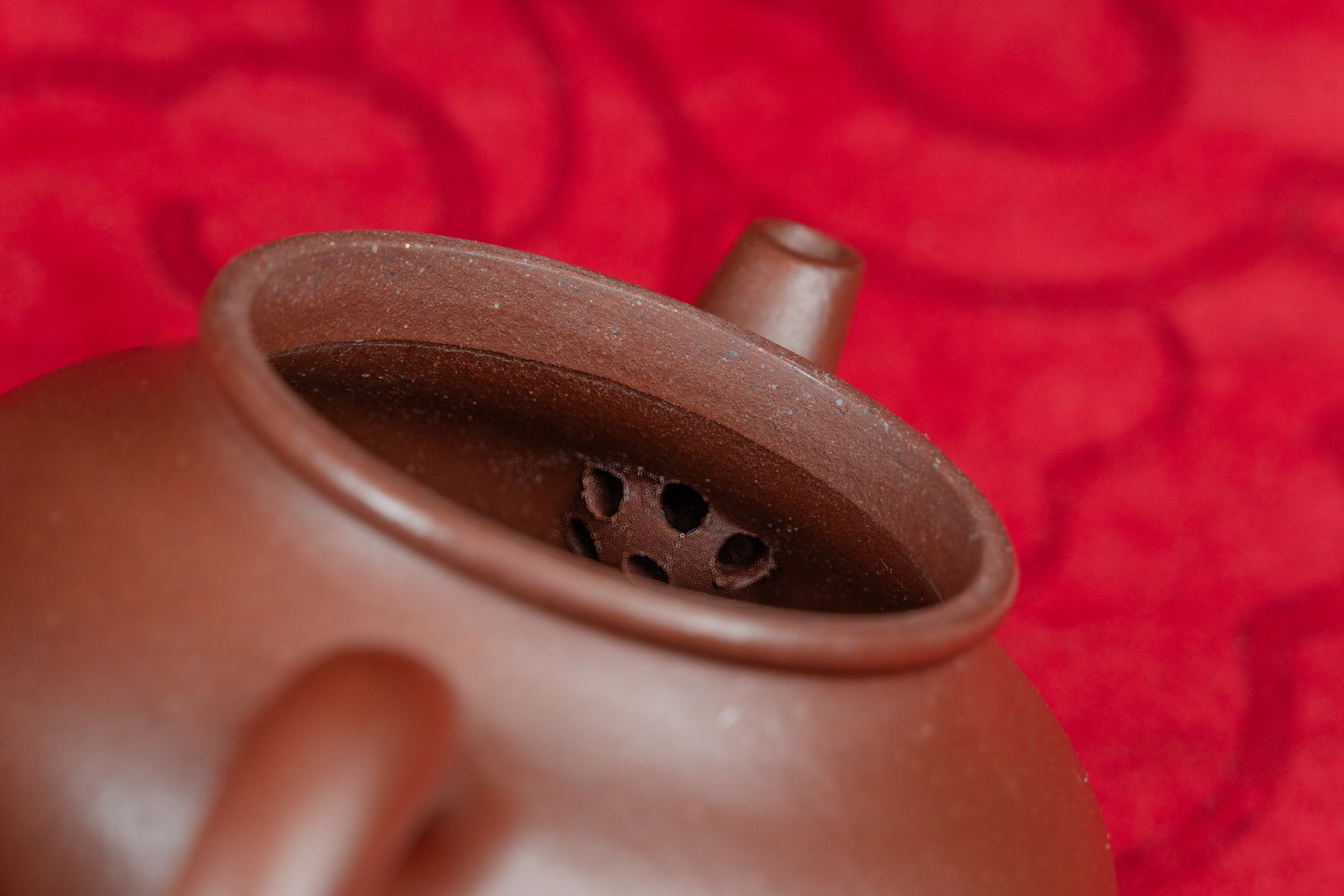 Yixing Terracotta Teapot Qiu Shui 秋水壺
