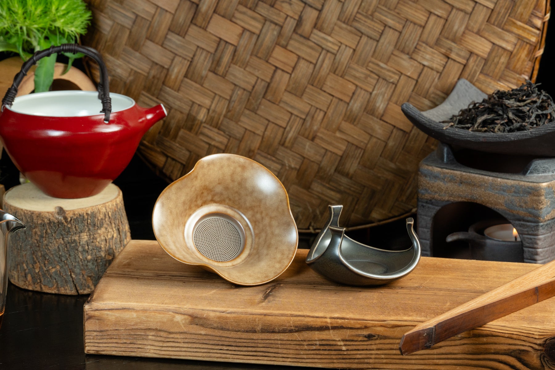 Rustic Yellow Porcelain Lotus Leaf Tea Strainer 素黃燒 荷葉瓷孔茶漏