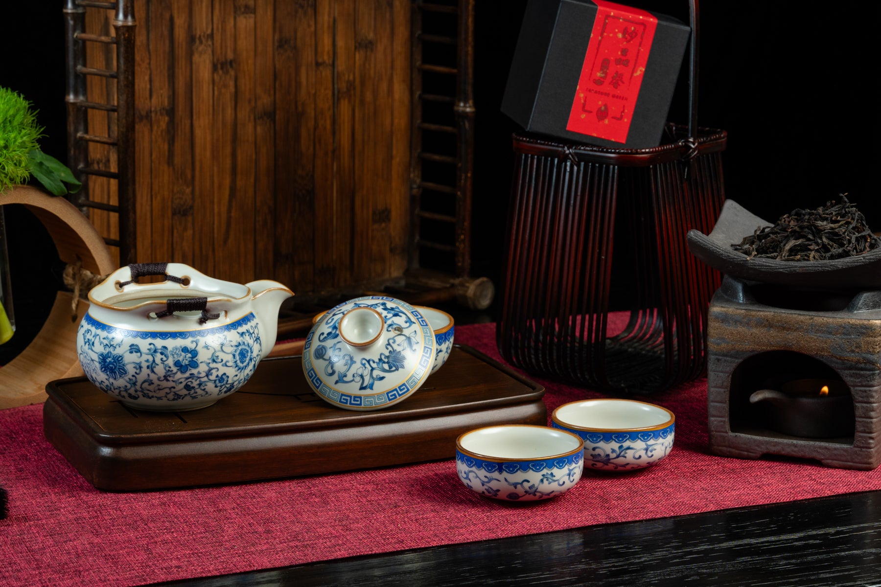 Celadon Classic Blue &amp; White Travel Tea Set 青花 一壺三杯