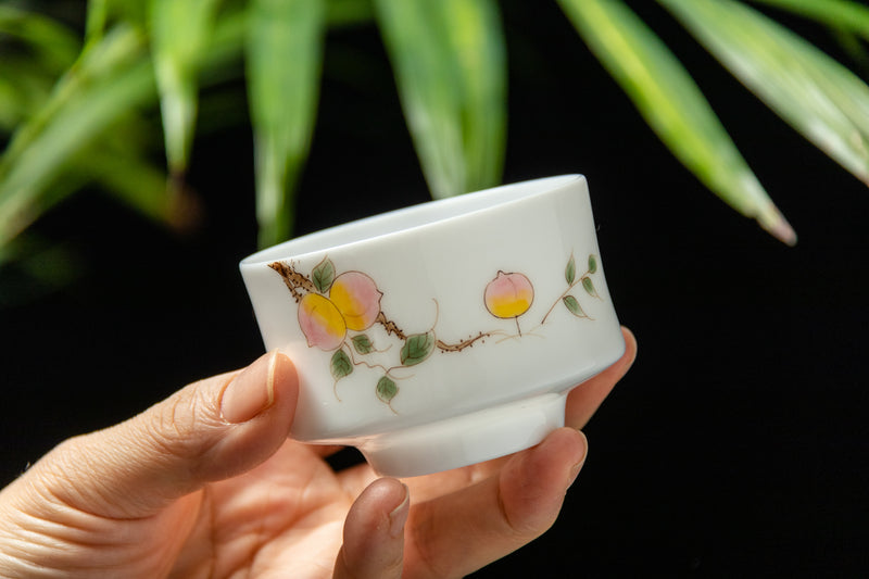 Longevity Peach Chu Xin Porcelain Teacup