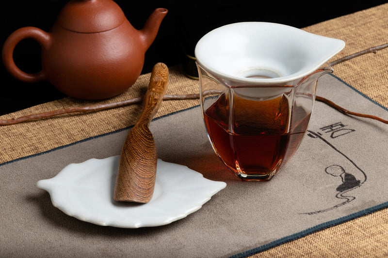 Ru Yao Leaf Shape Strainer 复古树叶汝窑茶漏