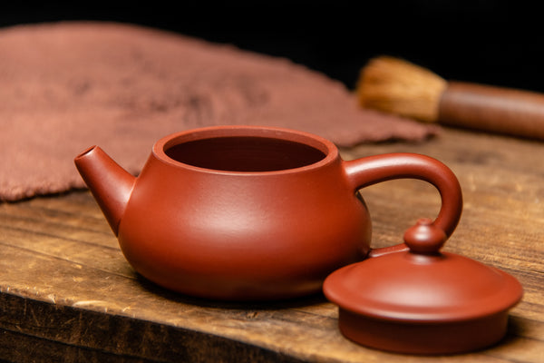 Yixing Terracotta Teapot Luting