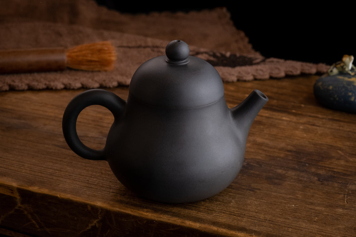 Jian Shui Yunnan Teapot Pear Black 梨壺 黑色