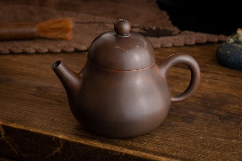 Jian Shui Yunnan Teapot Pear 梨壺古銅色