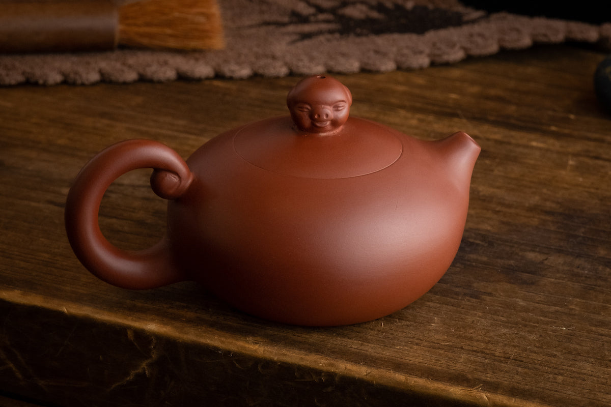 ChaoZhou ZhuNi Teapot Piglet 潮州手拉壺小豬
